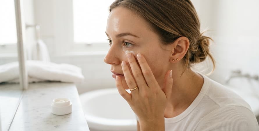 Eyevage vs Other Anti-aging Eye Creams &ndash; Application Tips for Best Results